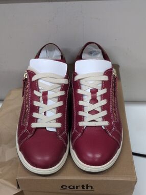 Earth Women's Burgundy Leather Sneakers with Cream Laces 9M